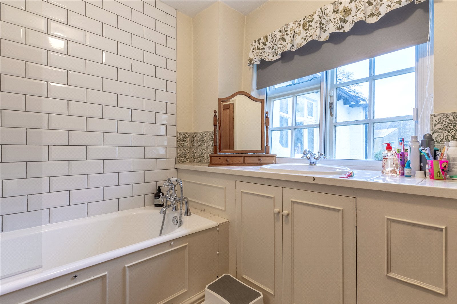 4 bedroom House for sale in Cirencester, Gloucestershire