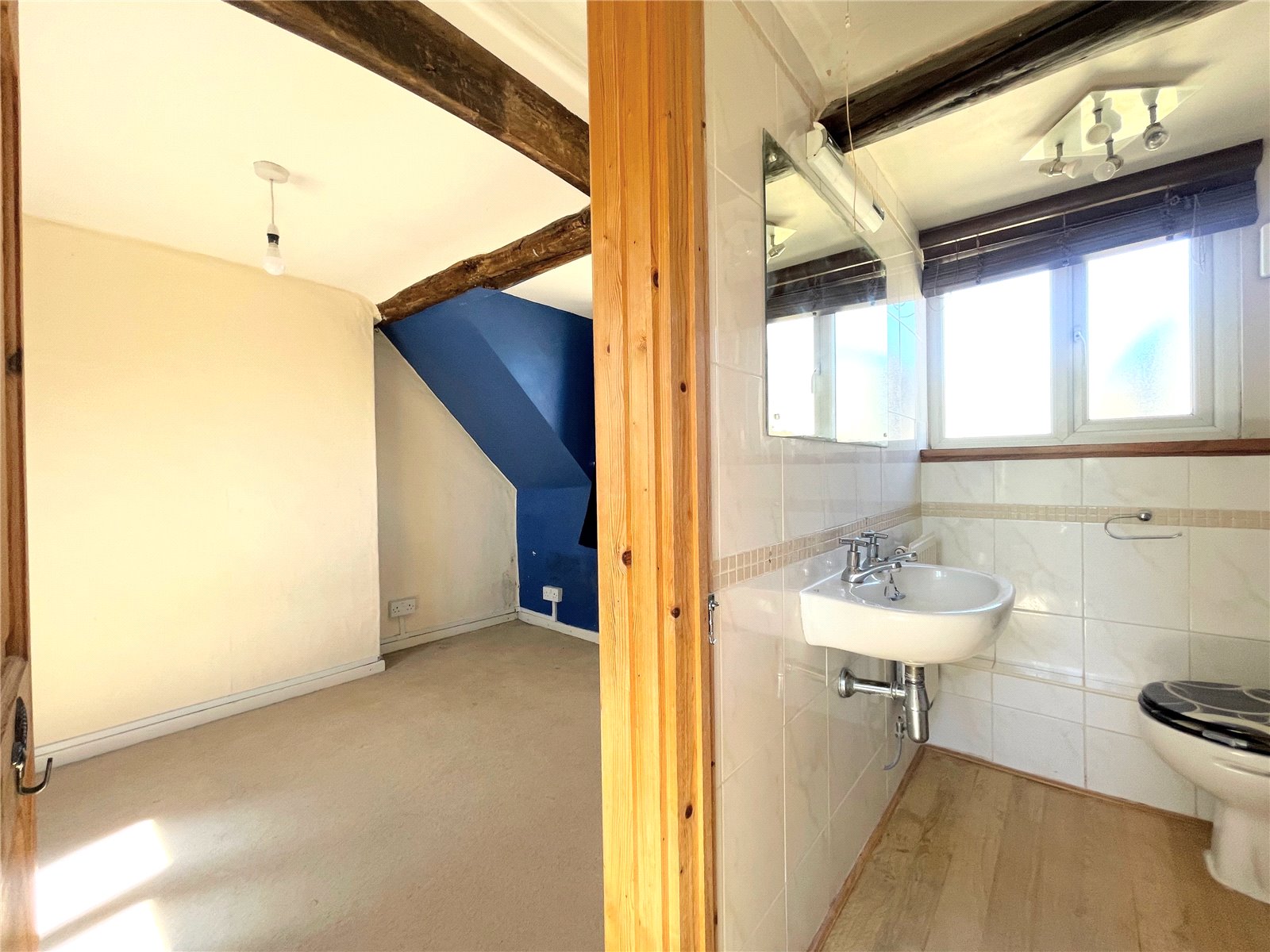 2 bedroom House for sale in Cirencester