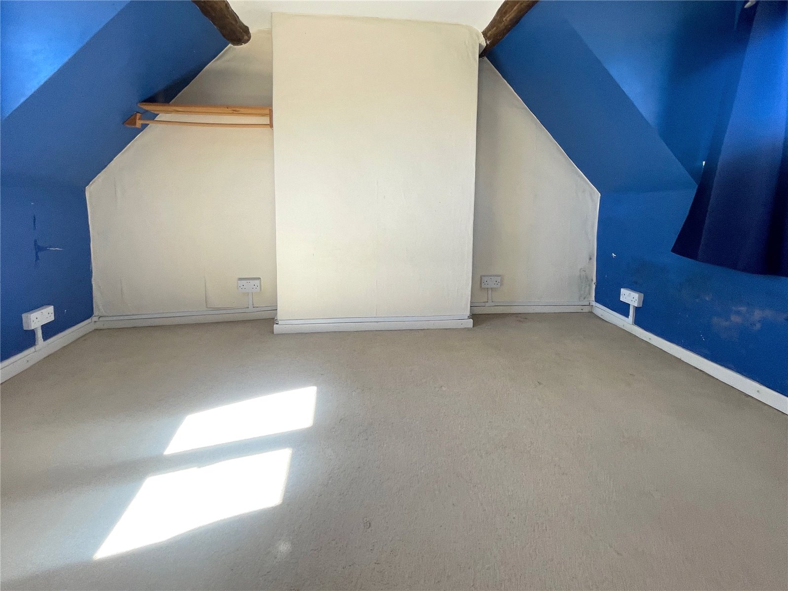 2 bedroom House for sale in Cirencester