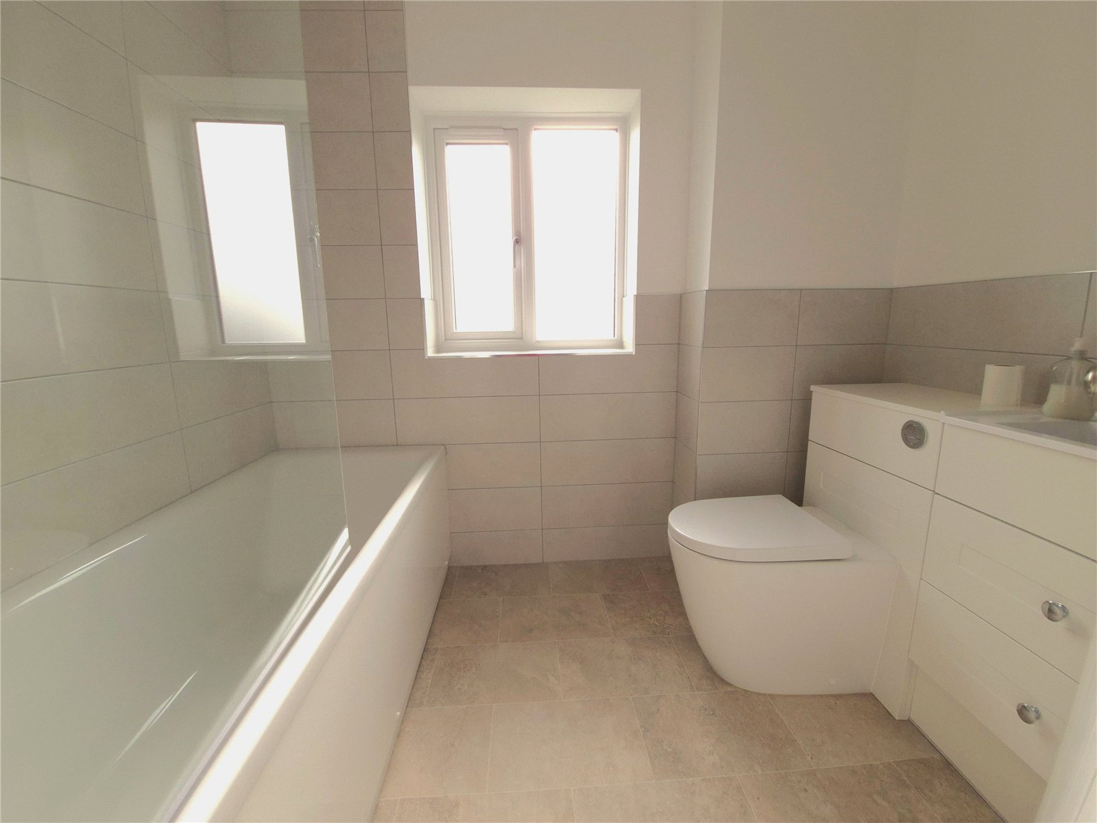 2 bedroom House for sale in South Cerney, Cirencester, Gloucestershire