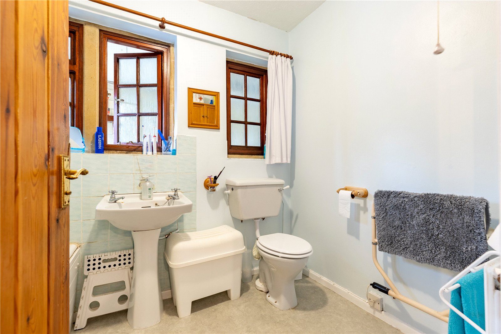 3 bedroom House for sale in Chedworth, Cheltenham, Gloucestershire
