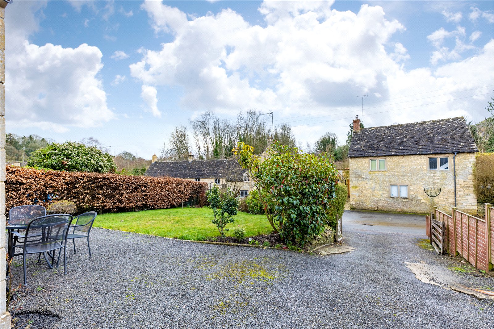 3 bedroom House for sale in Chedworth, Cheltenham, Gloucestershire
