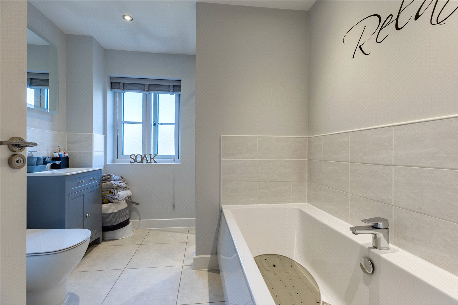 4 bedroom House for sale in Cirencester, Gloucestershire