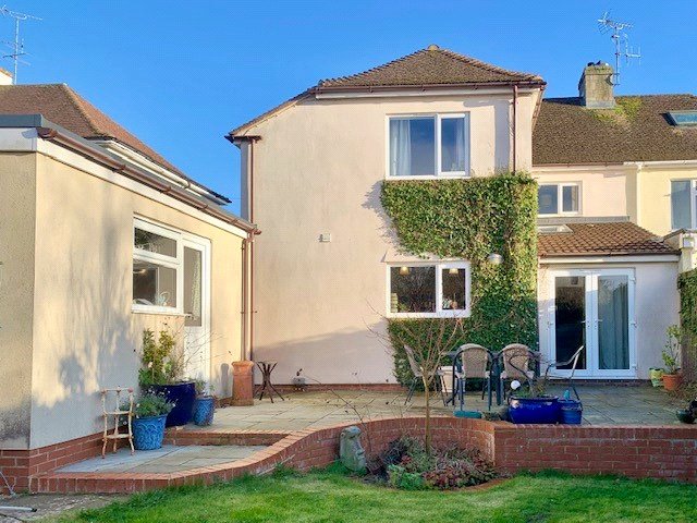4 bedroom House for sale in Stratton, Cirencester, Gloucestershire