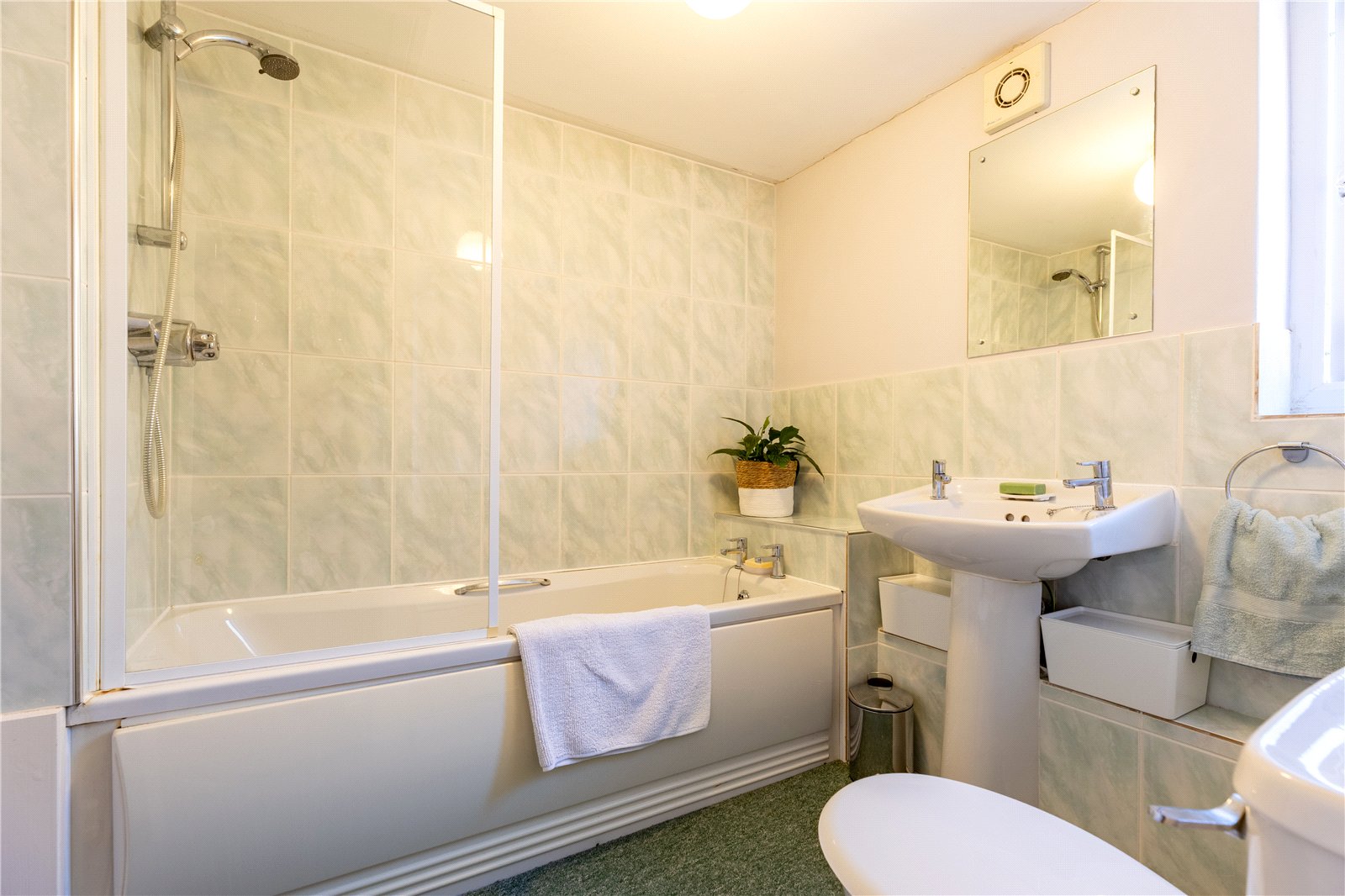 2 bedroom Flat for sale in Cirencester, Gloucestershire