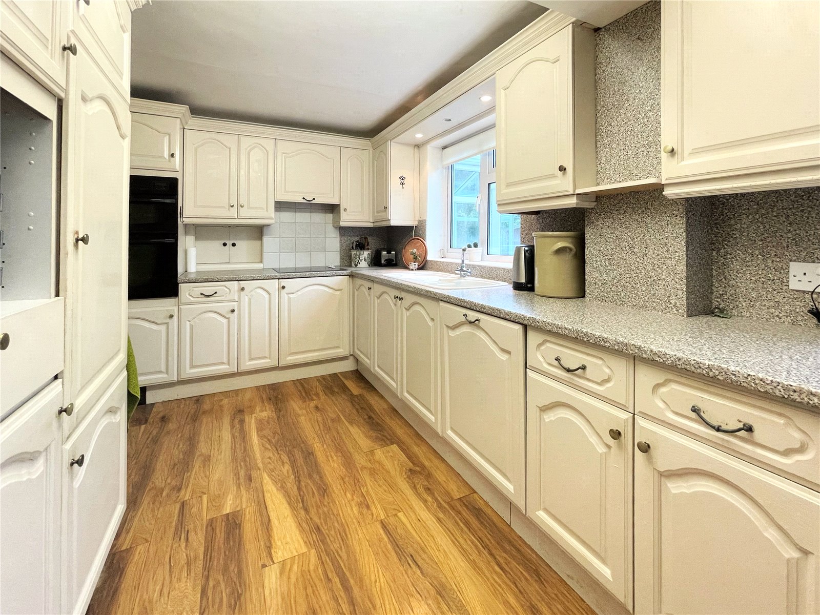 4 bedroom House for sale in Cirencester, Gloucestershire