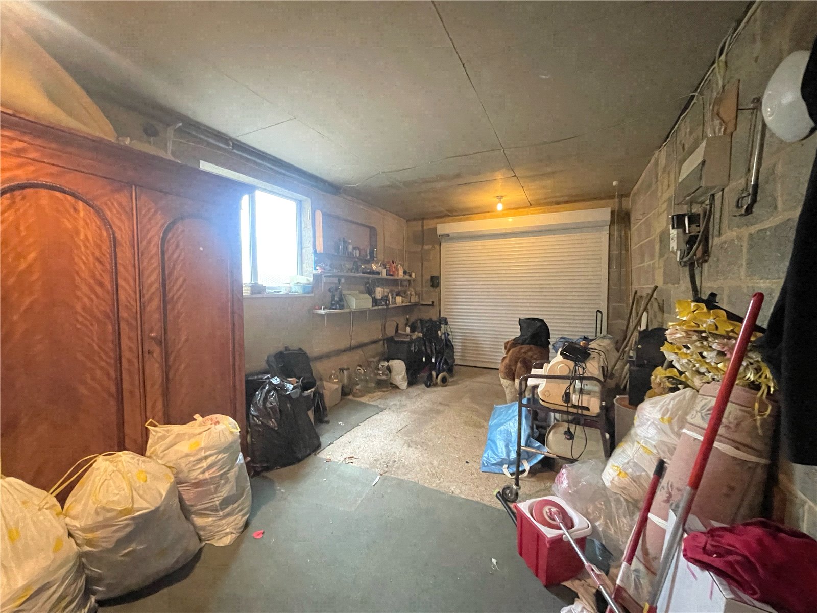 4 bedroom House for sale in Cirencester, Gloucestershire