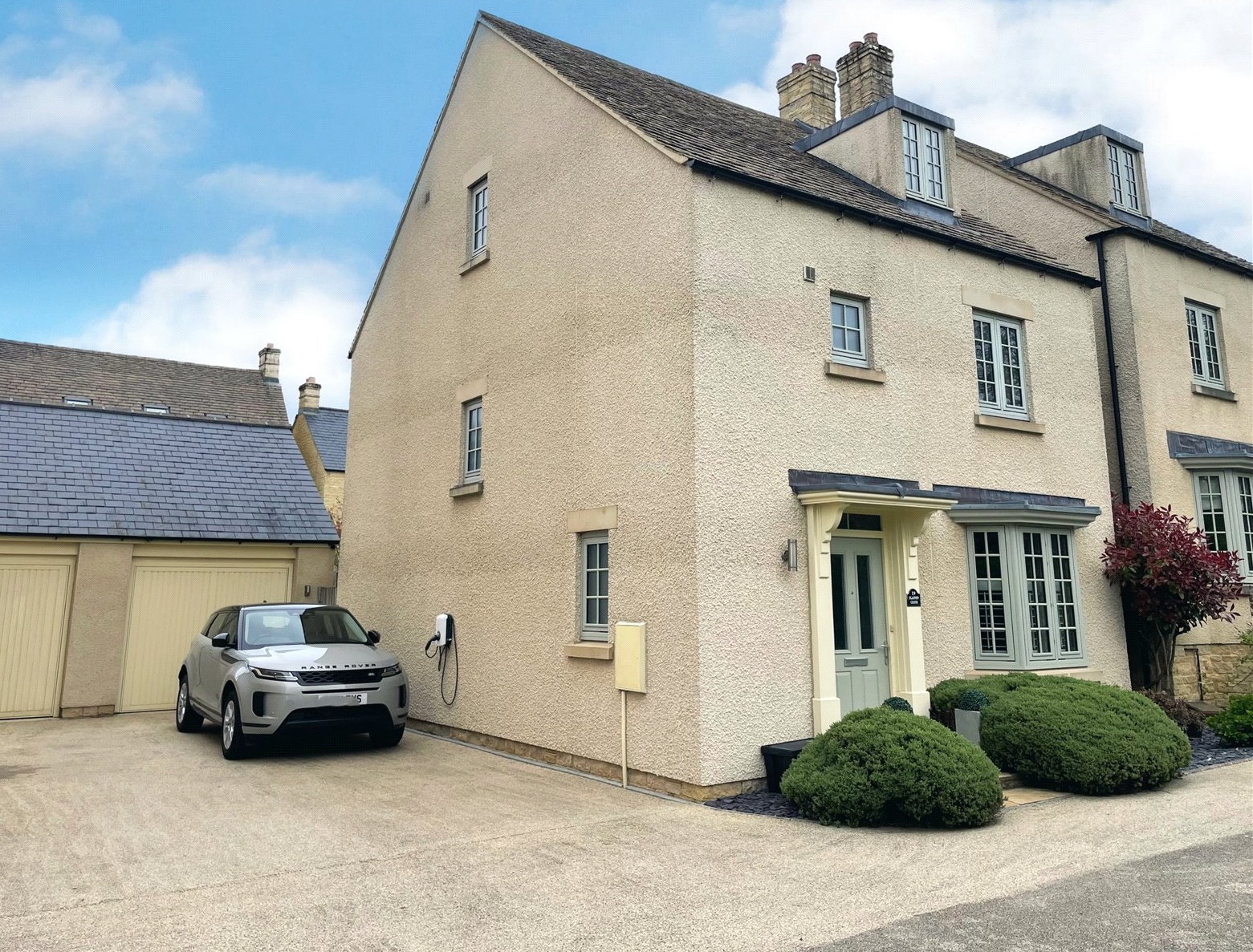 4 bedroom House for sale in Cirencester, Gloucestershire