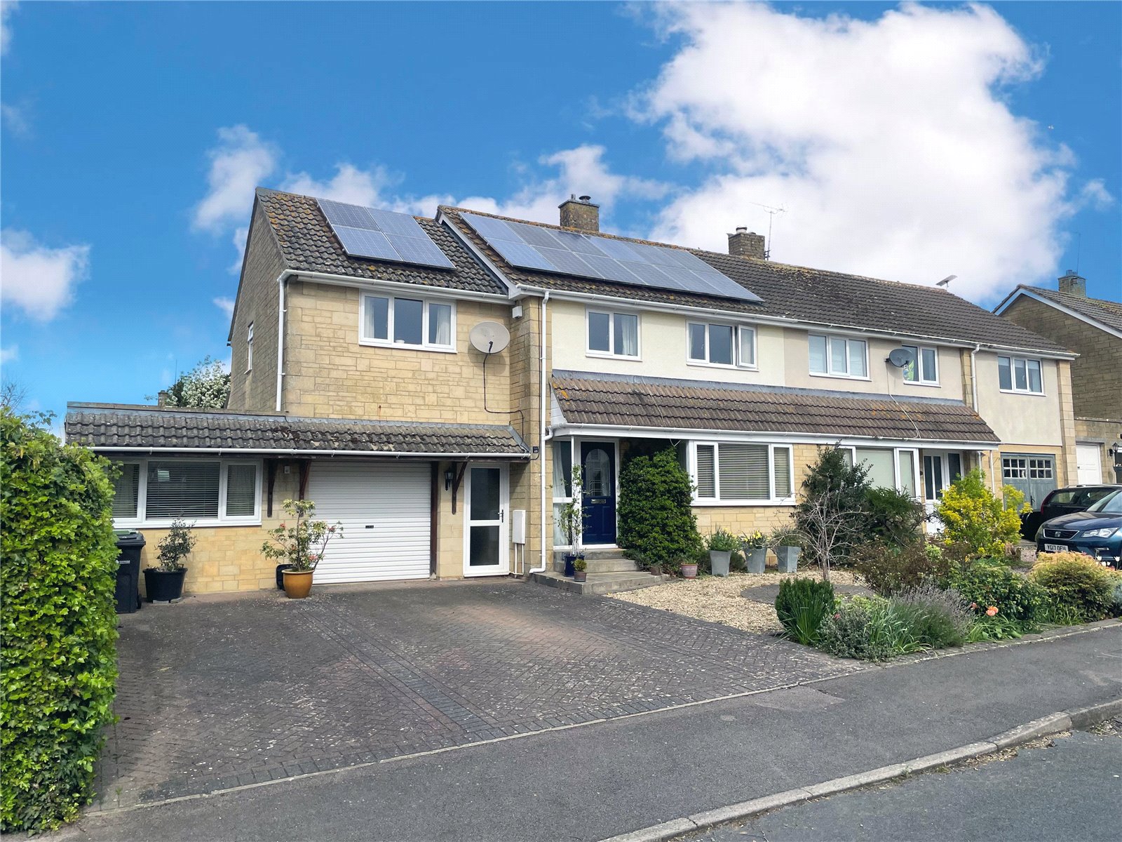 4 bedroom House for sale in Cirencester, Gloucestershire