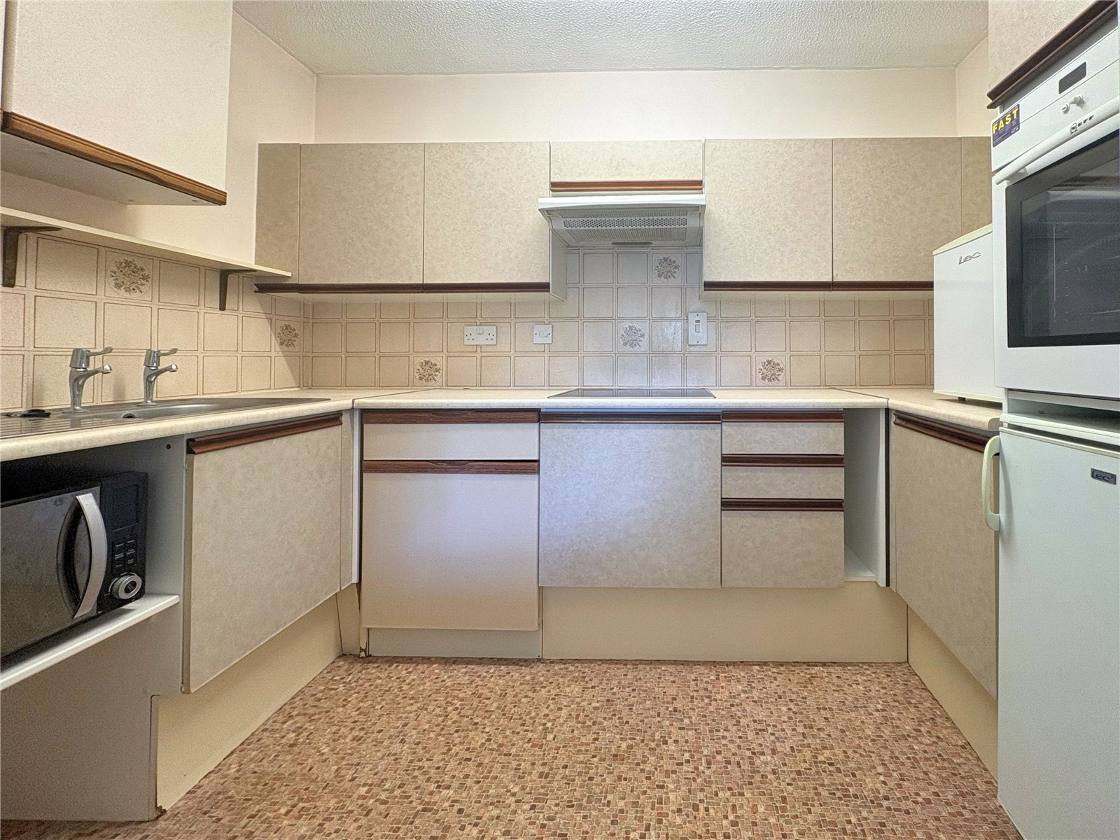 2 bedroom Flat for sale in Trafalgar Road, Cirencester, Gloucestershire