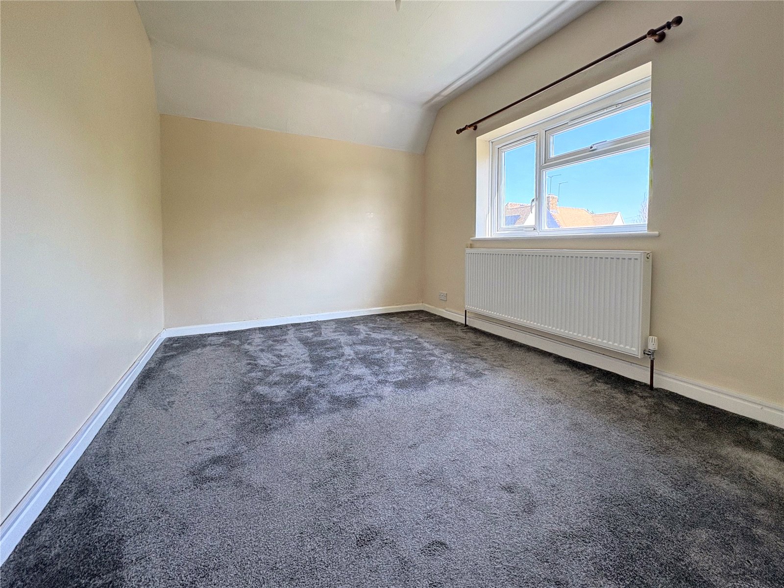 3 bedroom House for sale in Cirencester, Gloucestershire