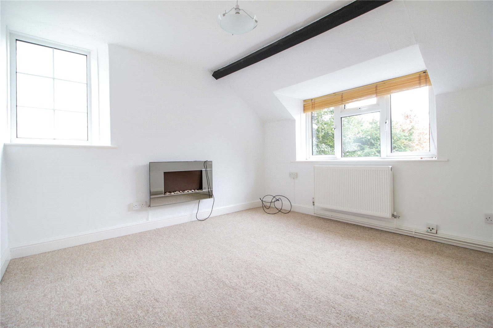 2 bedroom Flat for sale in Cirencester