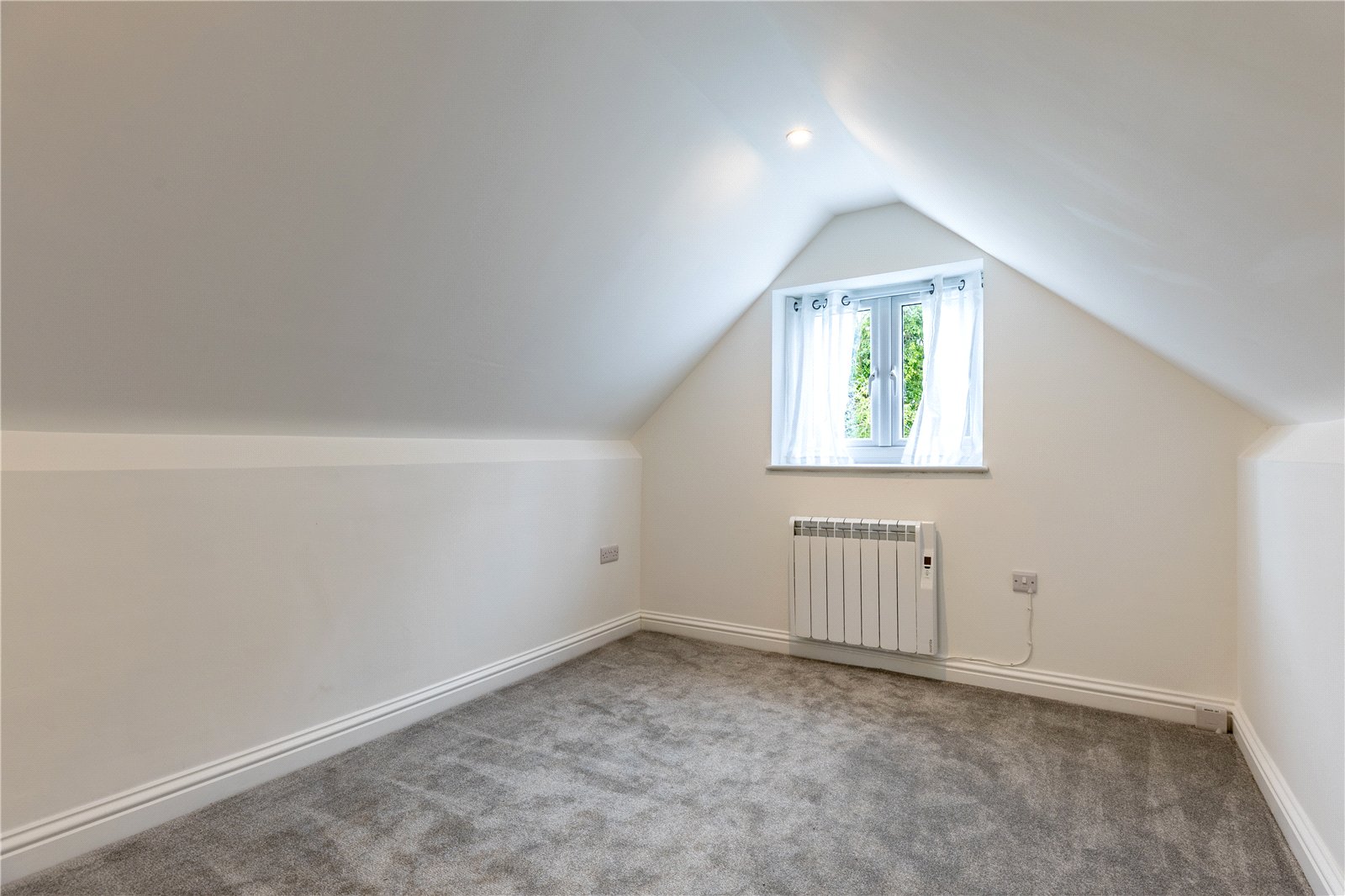 3 bedroom Bungalow for sale in Quenington, Cirencester, Gloucestershire