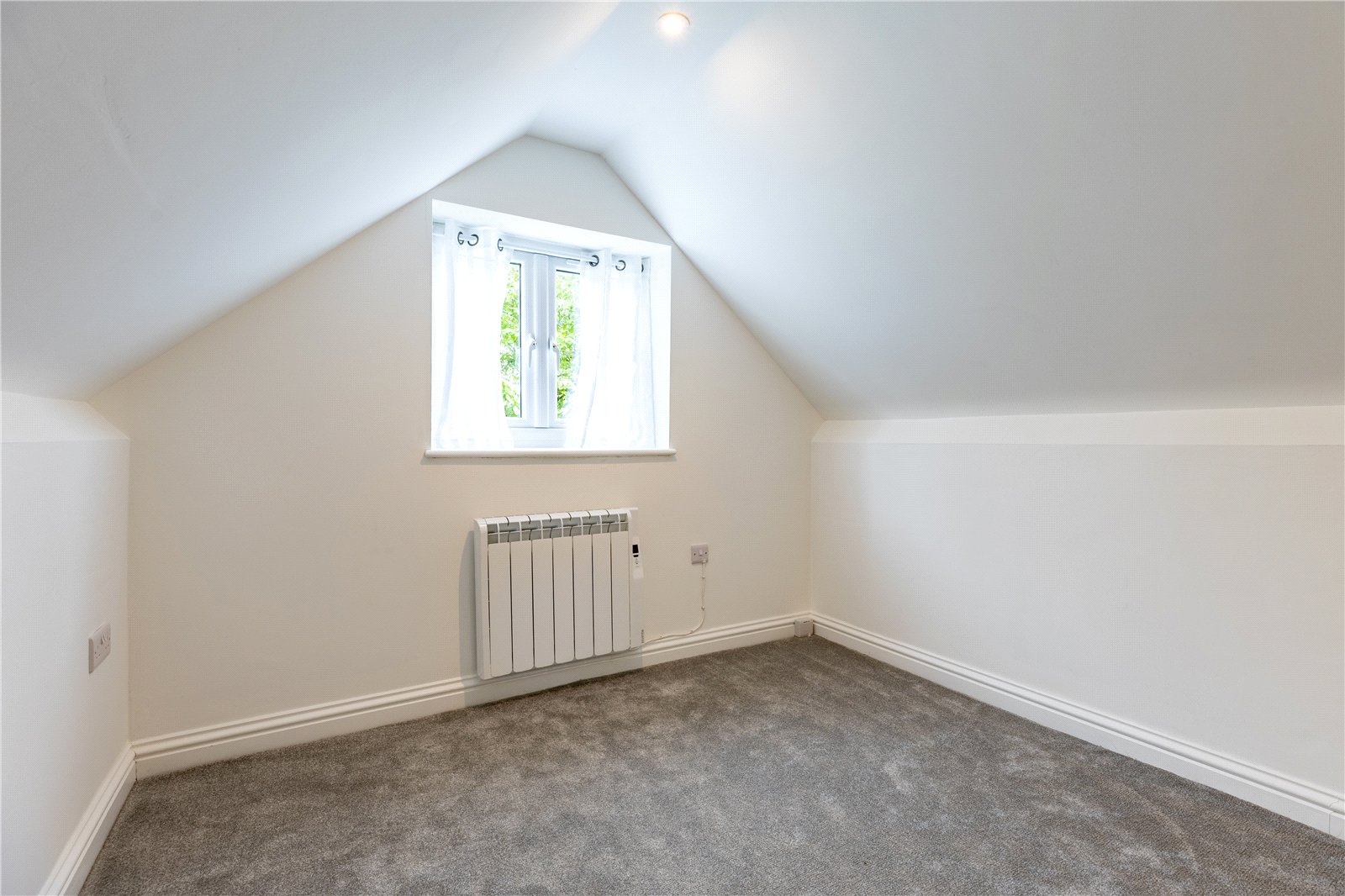 3 bedroom Bungalow for sale in Quenington, Cirencester, Gloucestershire