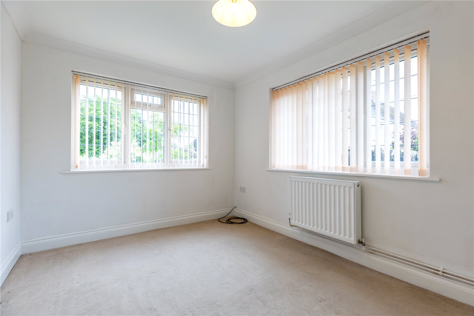 3 bedroom Bungalow for sale in Quenington, Cirencester, Gloucestershire