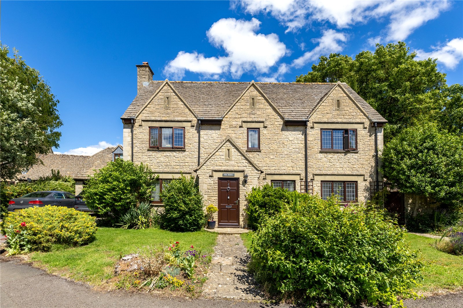 4 bedroom House for sale in Downington, Lechlade, Gloucestershire
