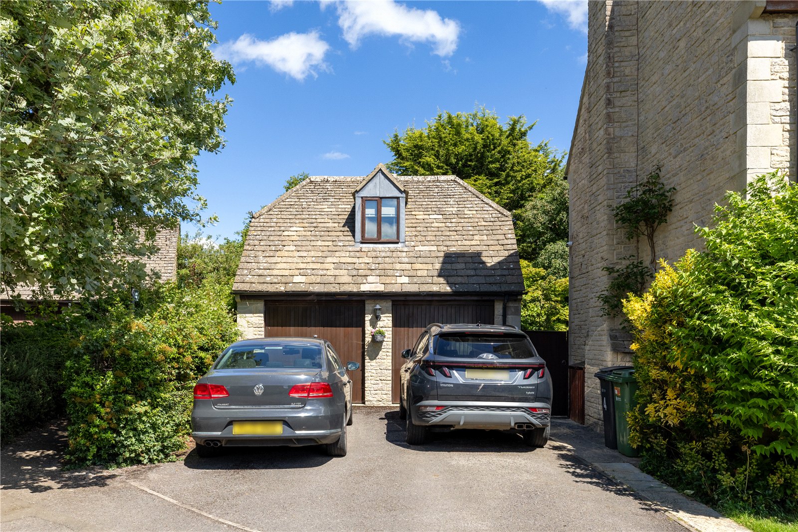 4 bedroom House for sale in Downington, Lechlade, Gloucestershire