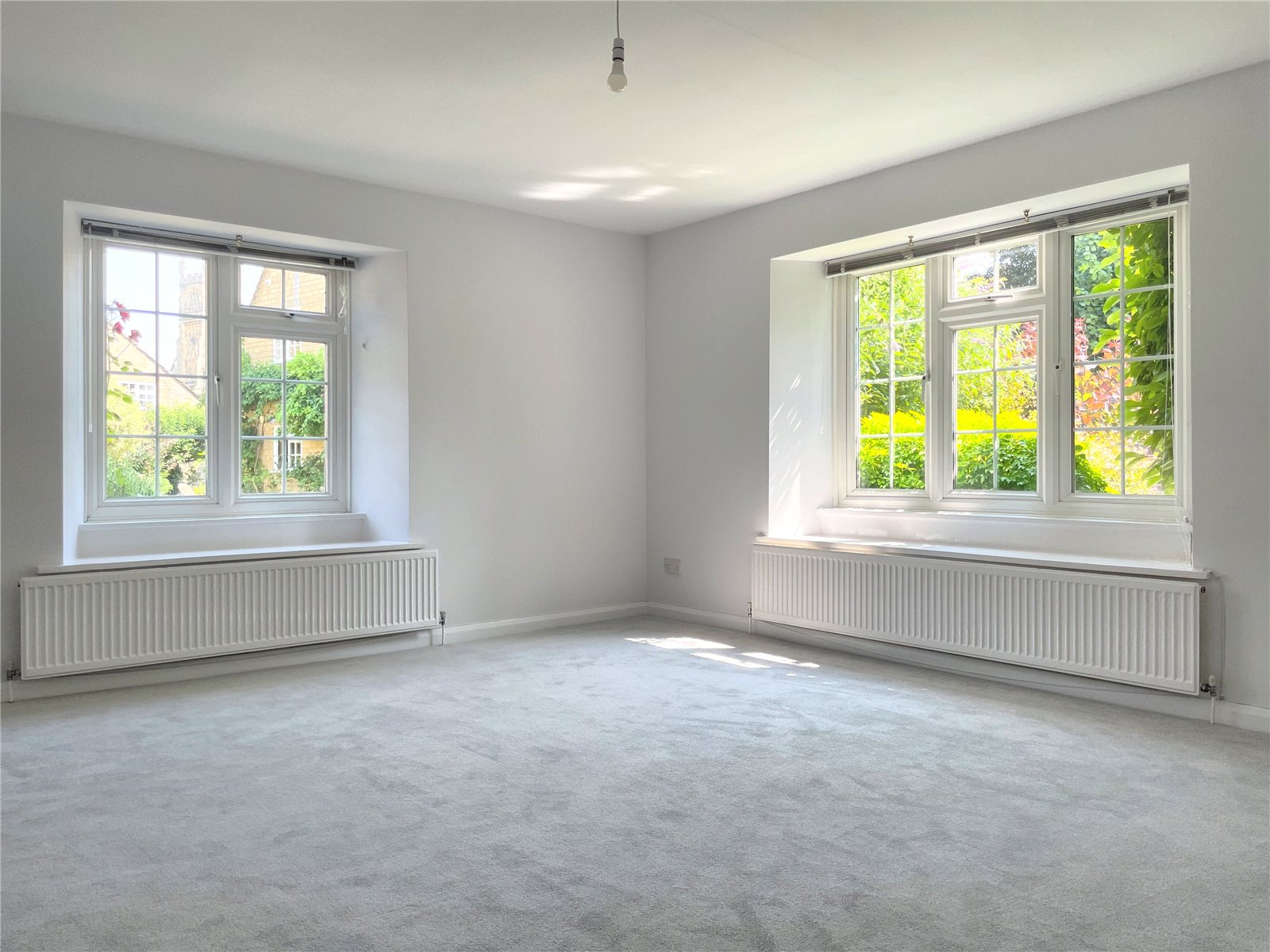 2 bedroom House for sale in Cirencester, Gloucestershire