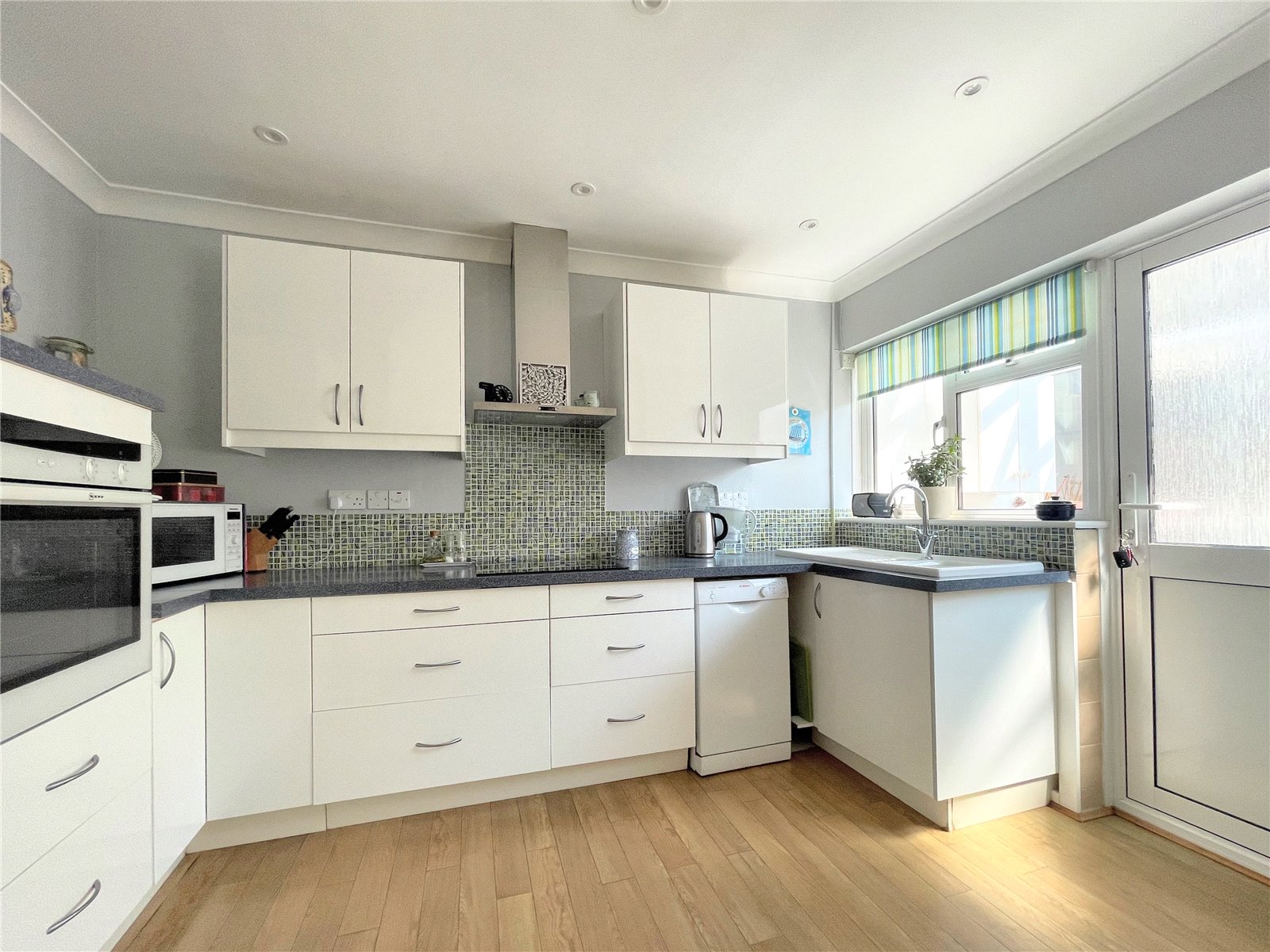 2 bedroom Bungalow for sale in Cirencester, Gloucestershire