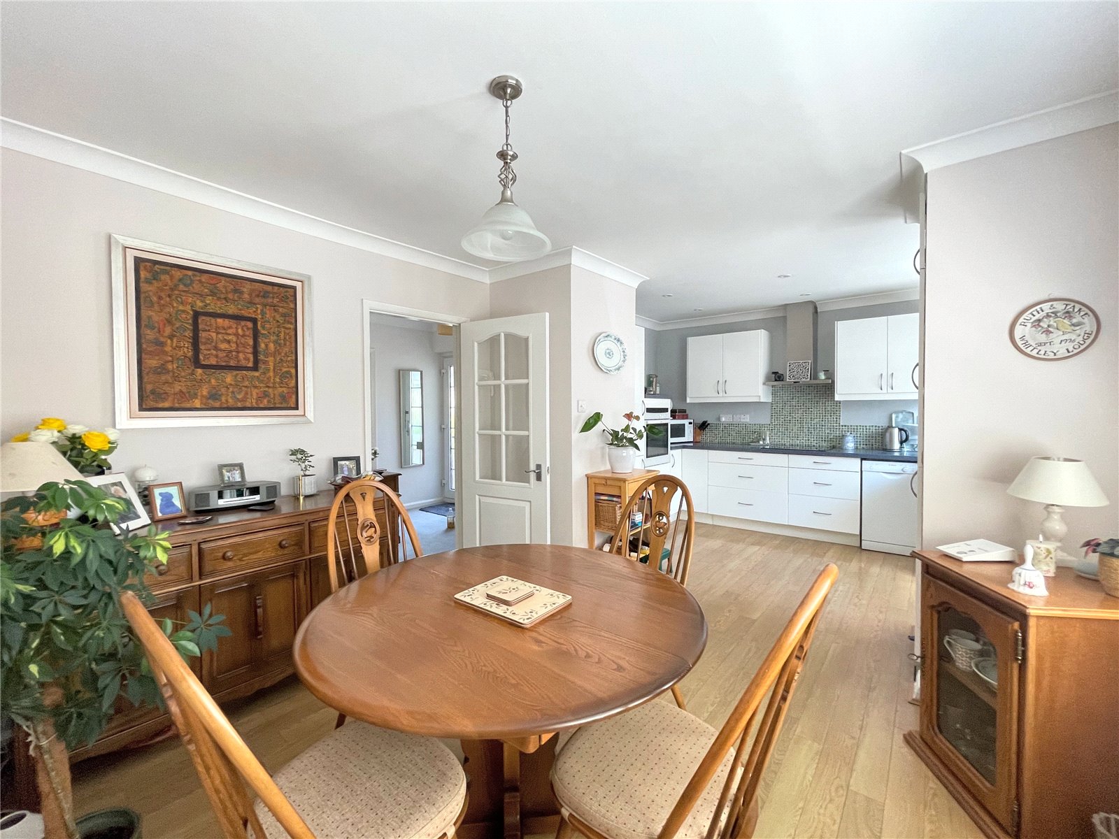 2 bedroom Bungalow for sale in Cirencester, Gloucestershire