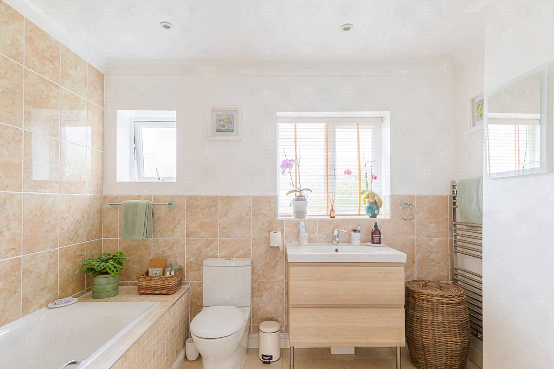 4 bedroom House for sale in Bristol