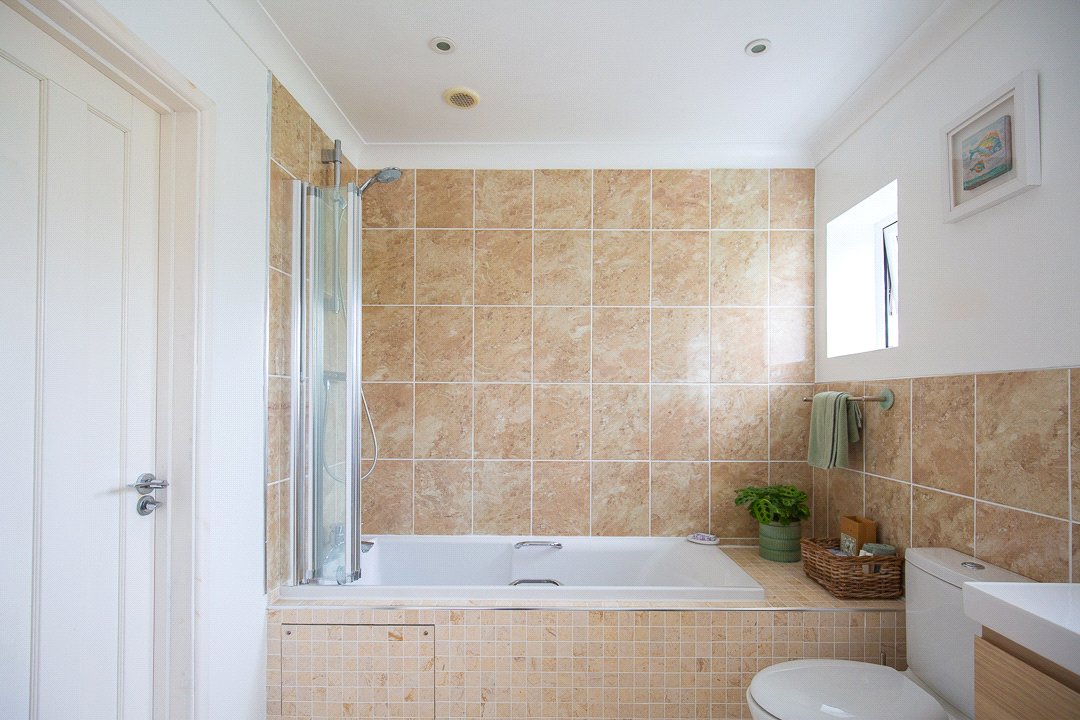 4 bedroom House for sale in Bristol