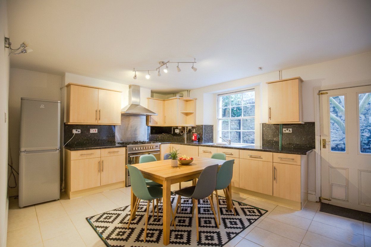 2 bedroom Flat for sale in Bristol