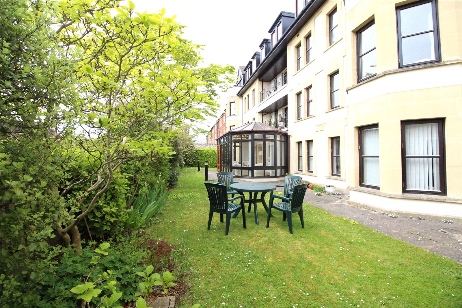 2 bedroom Flat for sale in Bristol