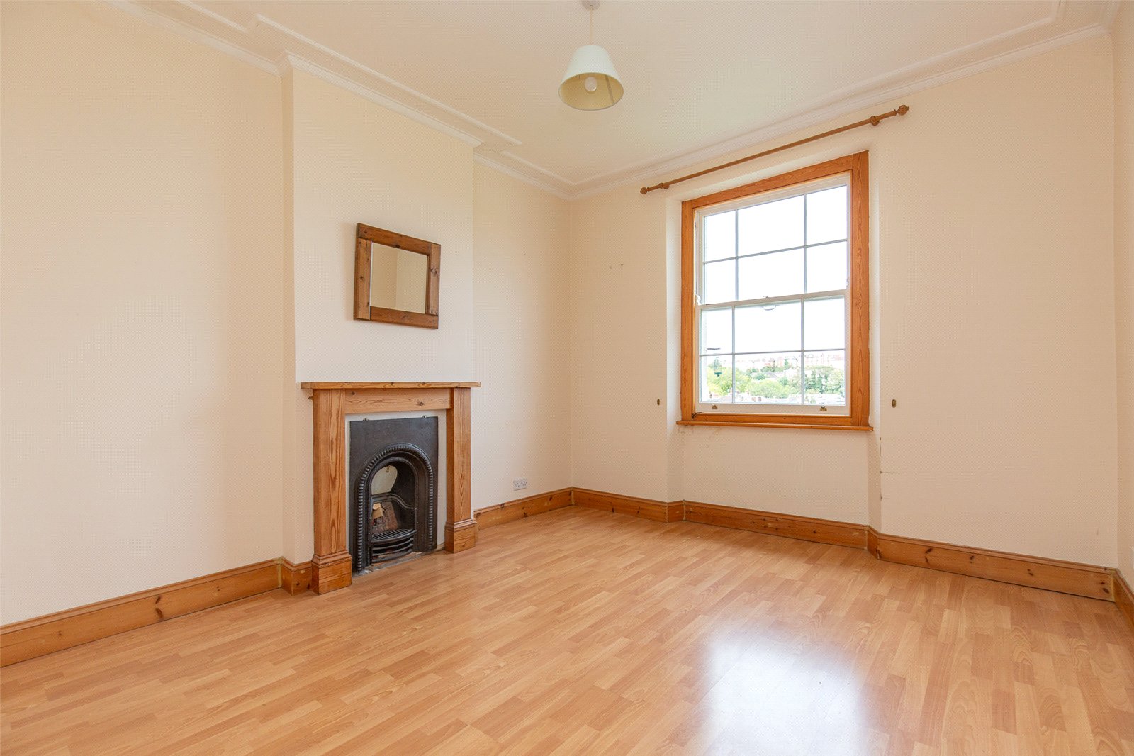 2 bedroom Flat for sale in Cotham, Bristol
