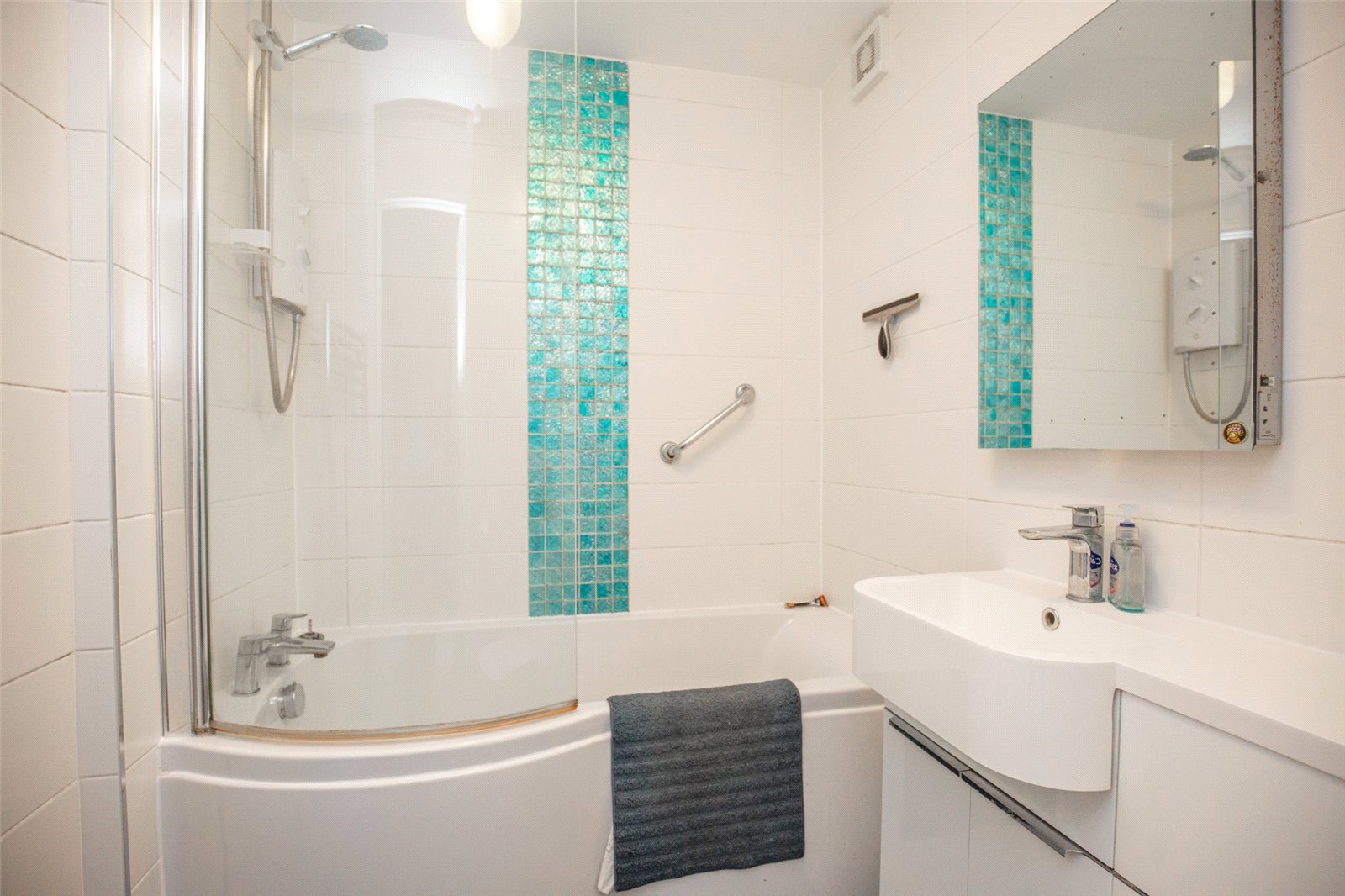 2 bedroom Flat for sale in Hazelwood Road, Bristol