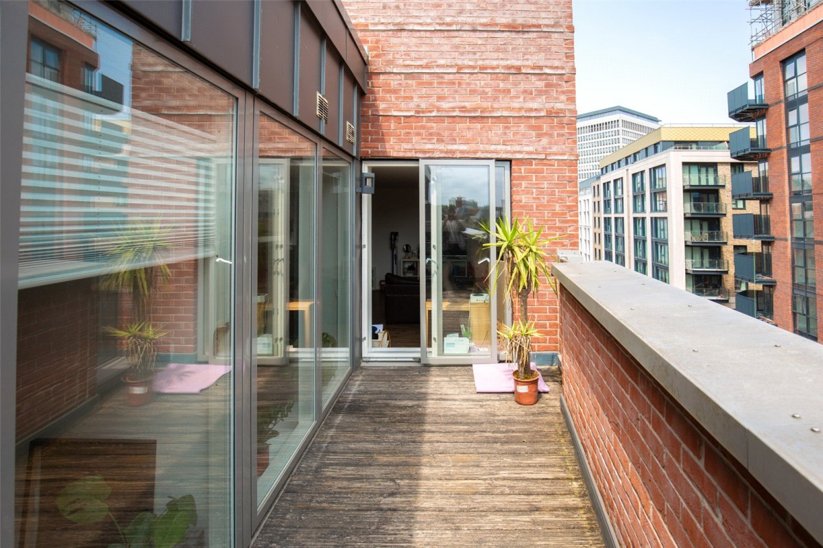 Ferry Street, Redcliff, Bristol, Bristol City