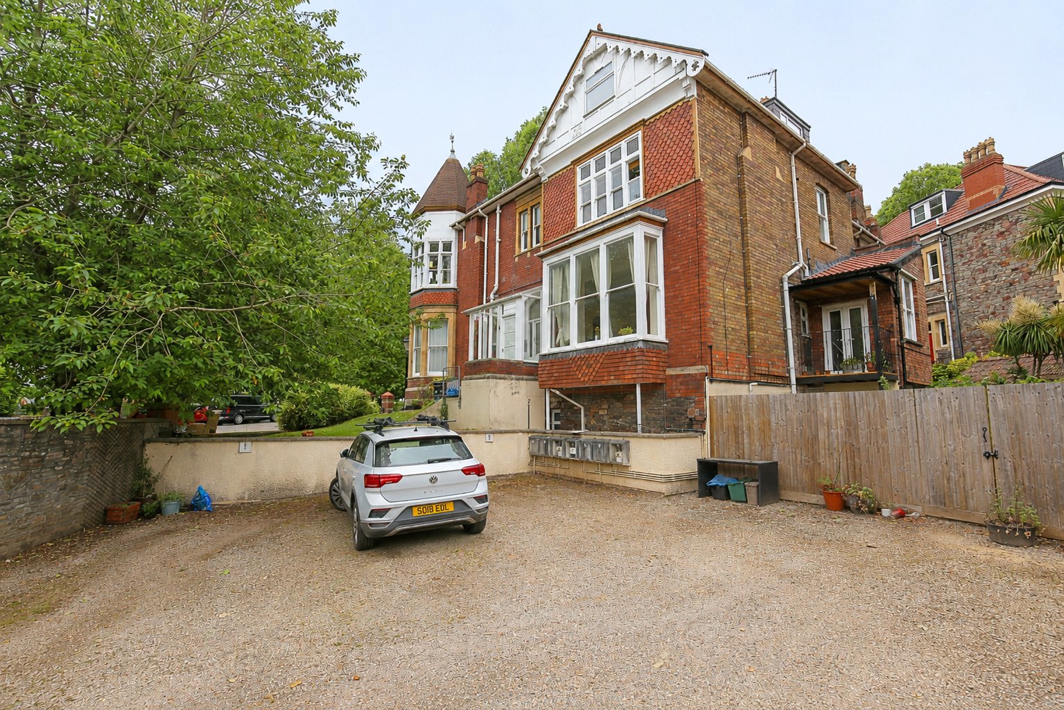 2 bedroom Flat for sale in Bristol