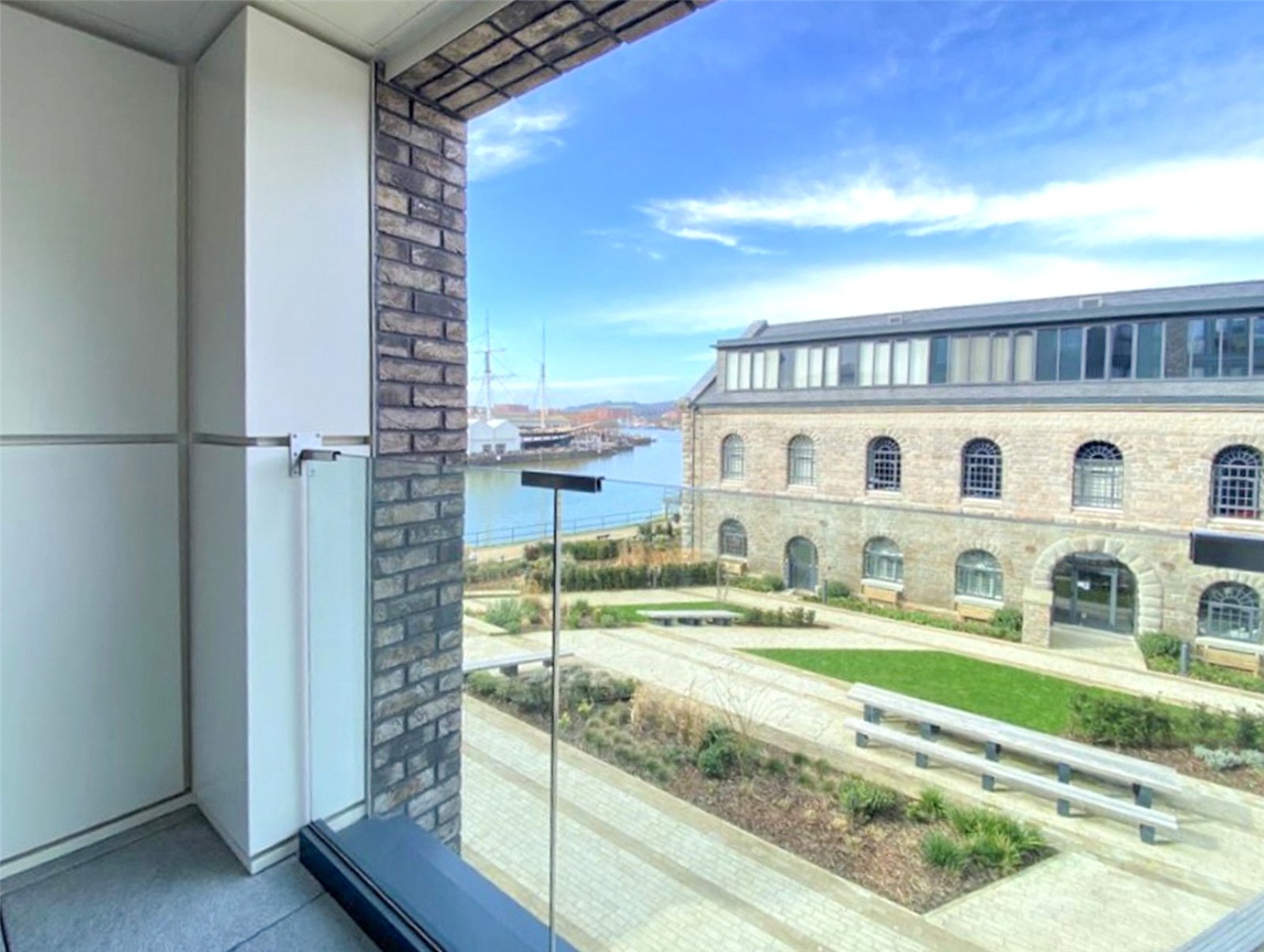 2 bedroom Flat for sale in Bristol