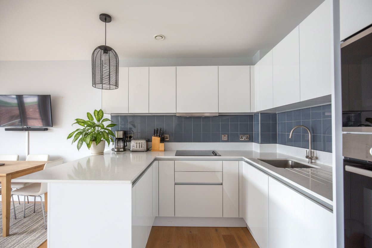 2 bedroom Flat for sale in Bristol