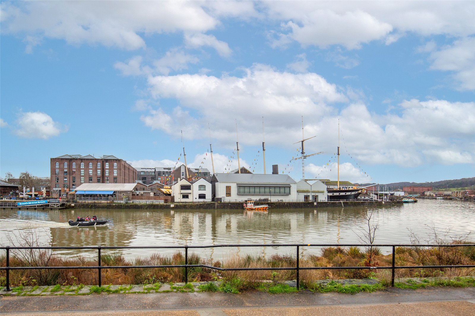 2 bedroom Flat for sale in Bristol
