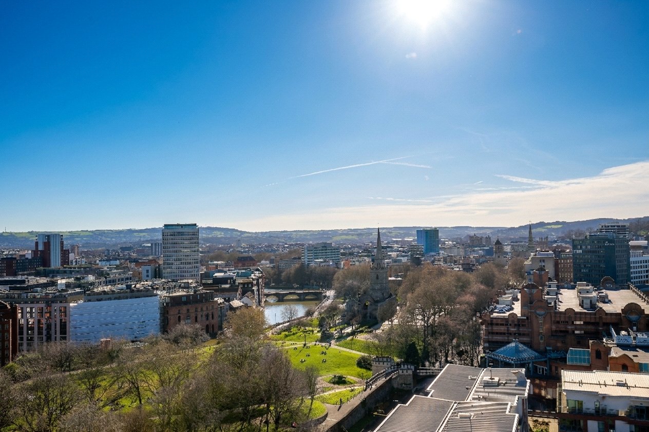 1 bedroom Flat for sale in Bristol
