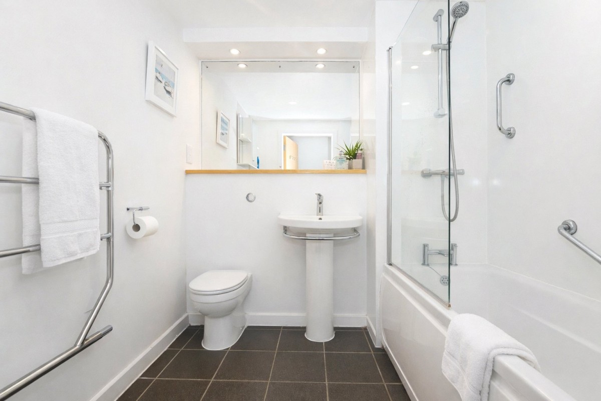 Montague Street, Bristol