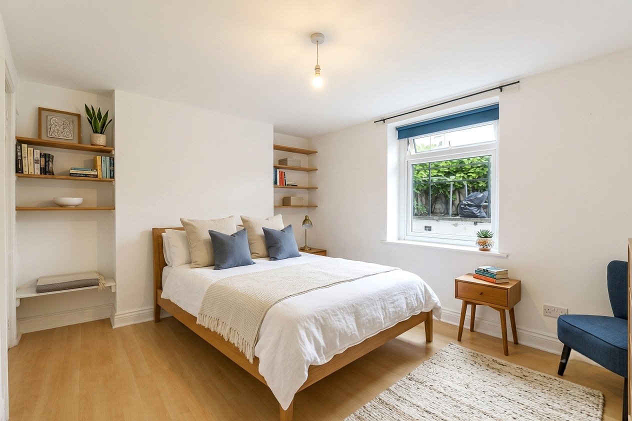 1 bedroom Flat for sale in Redland
