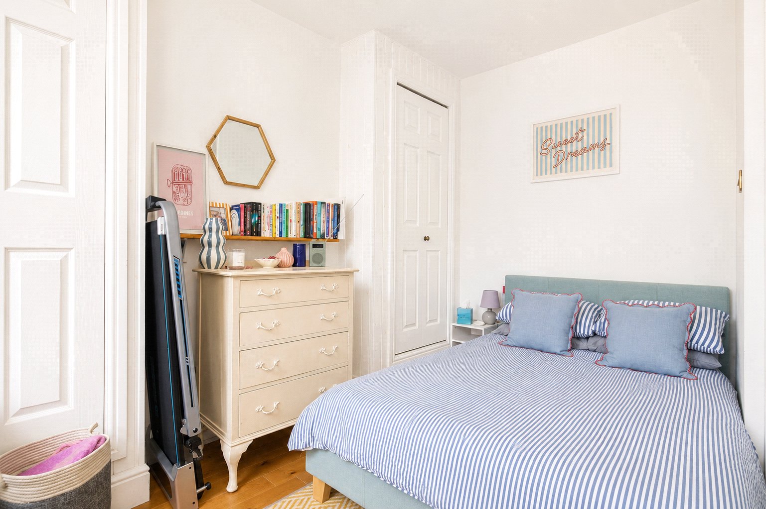 2 bedroom Flat for sale in Bristol