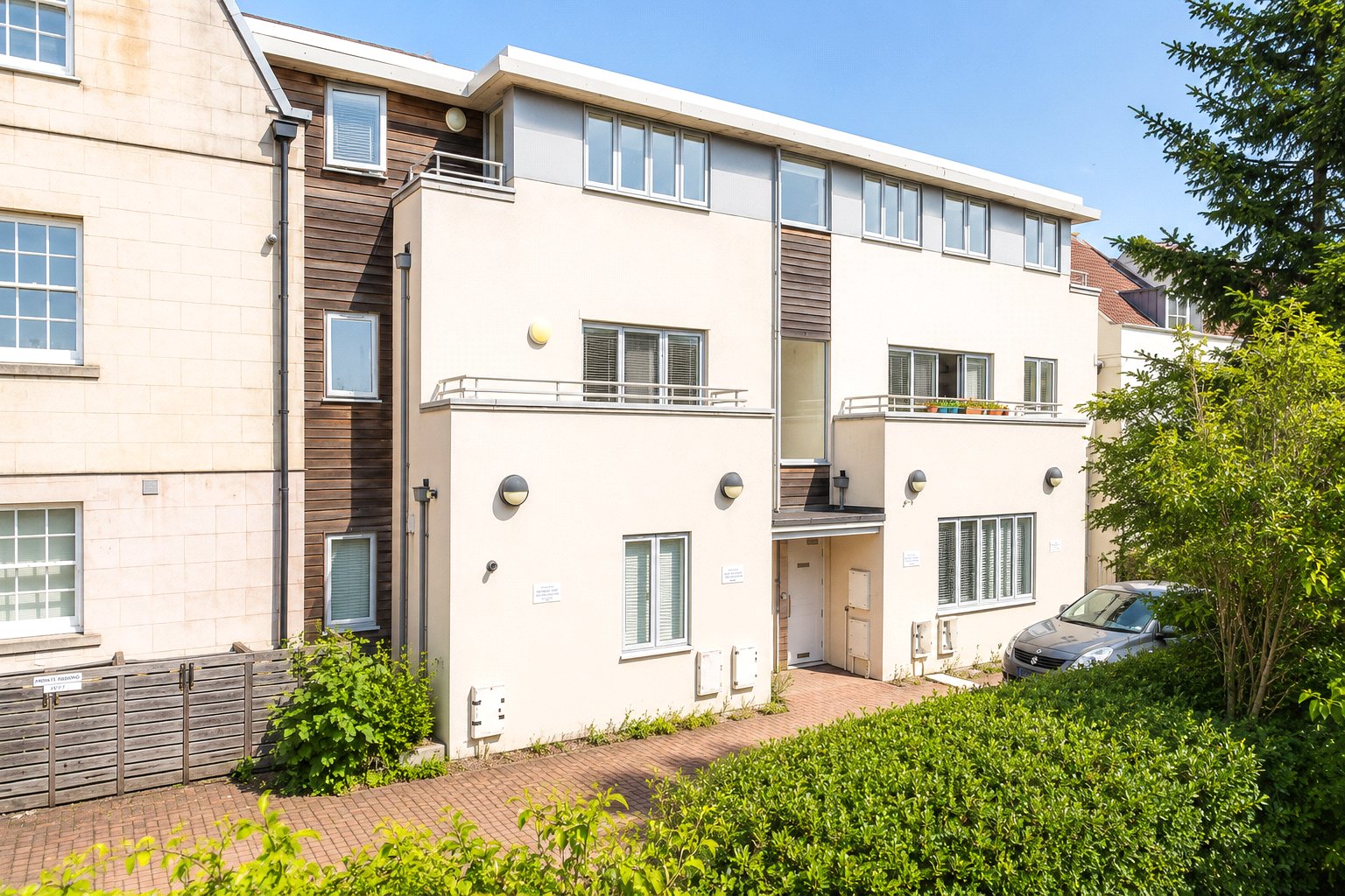 2 bedroom Flat for sale in Bristol