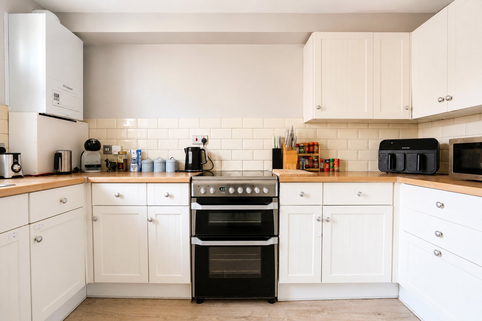 2 bedroom Flat for sale in Hampton Park