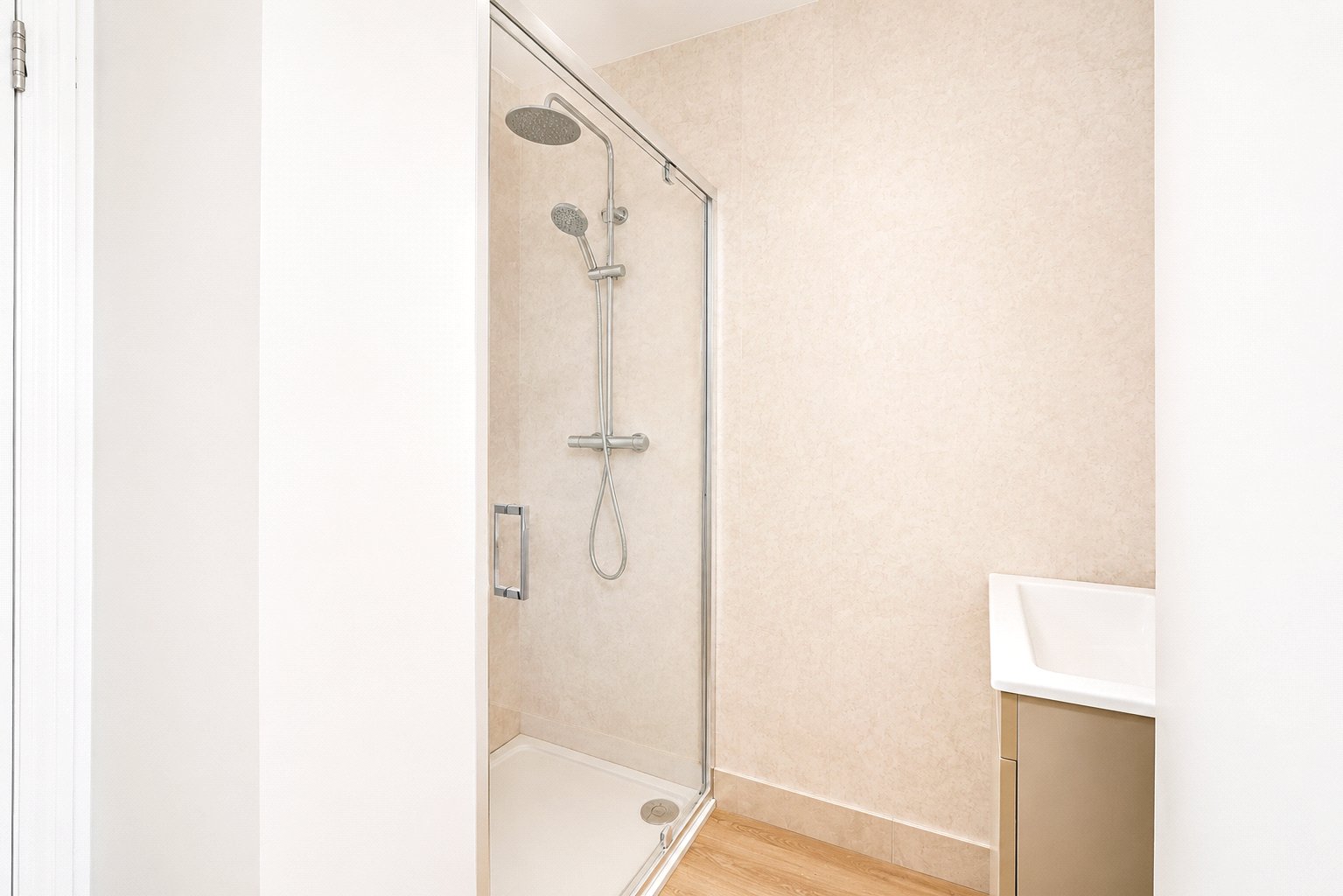 2 bedroom Flat for sale in Bristol
