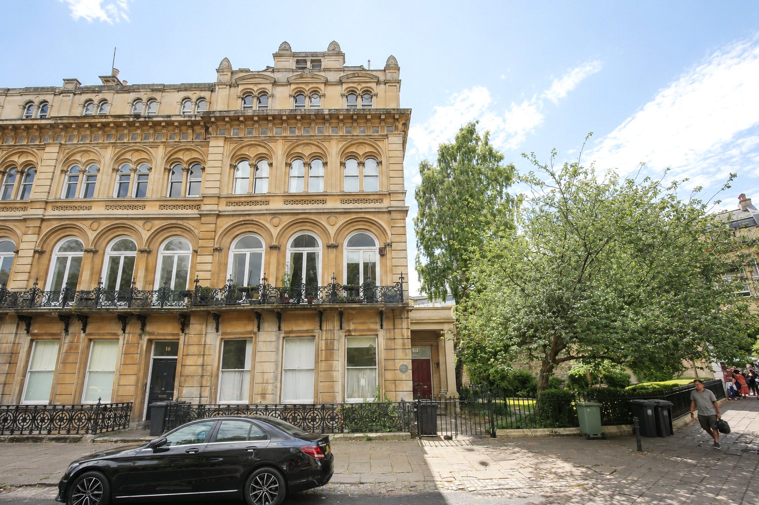 3 bedroom Flat for sale in Clifton
