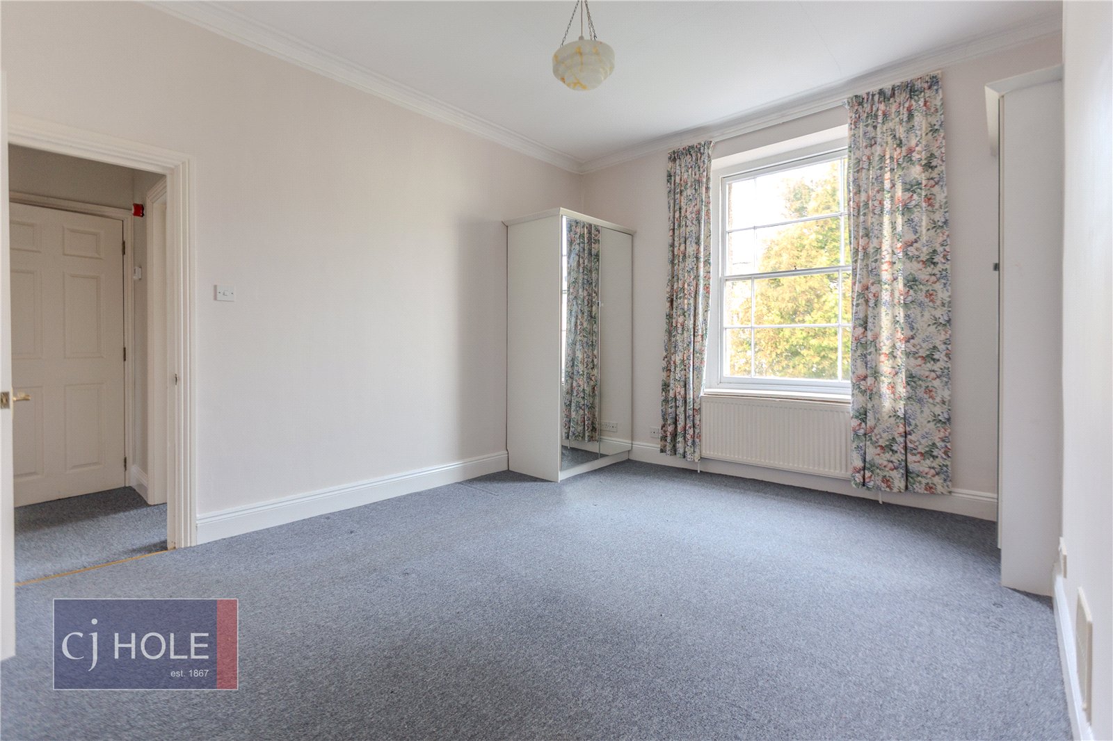 2 bedroom Flat to let in Bristol