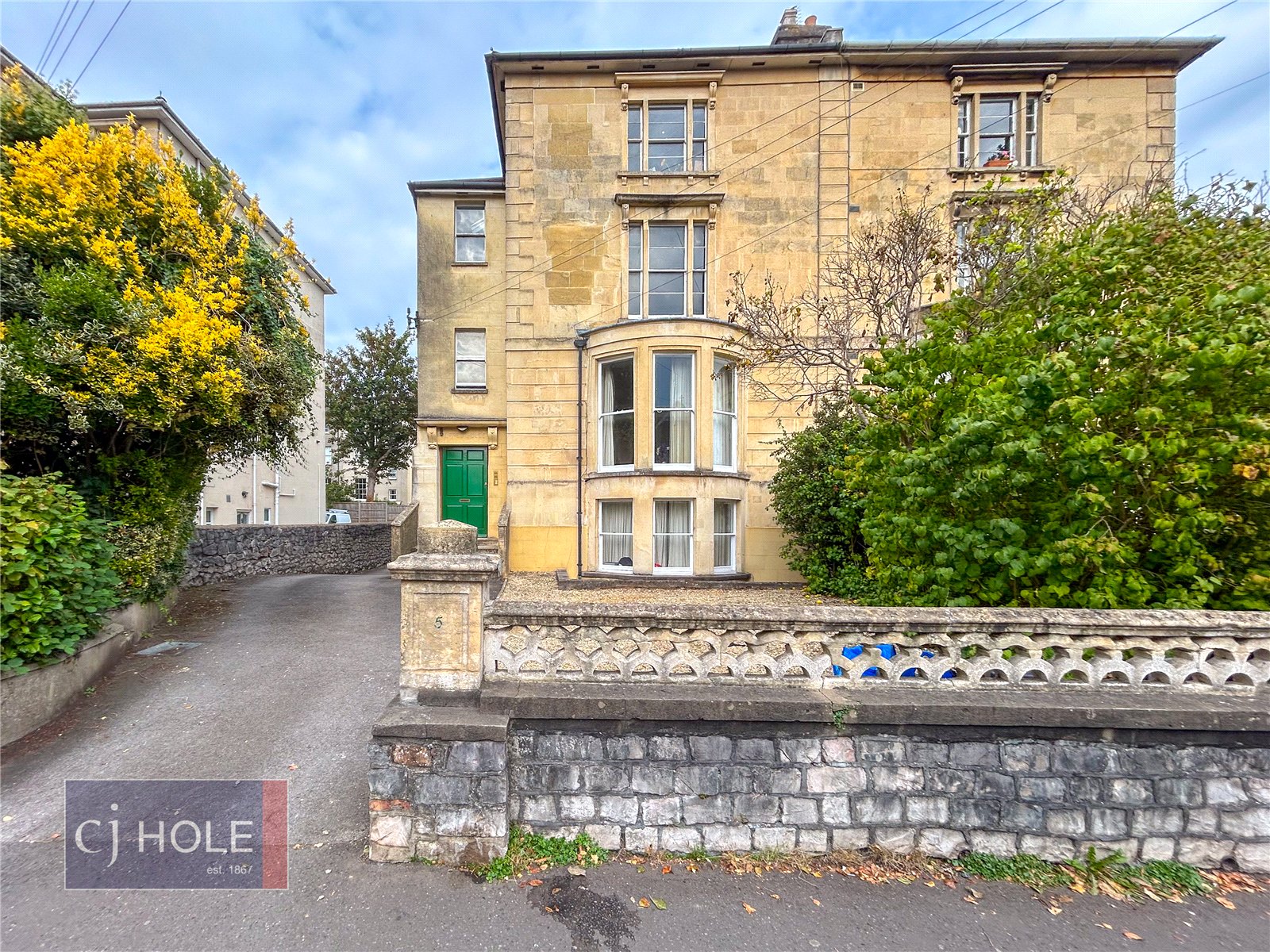 2 bedroom Flat to let in Bristol