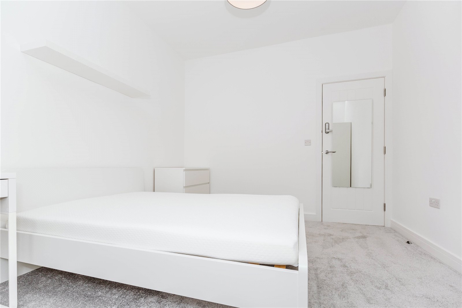 8 bedroom House to let in Bristol
