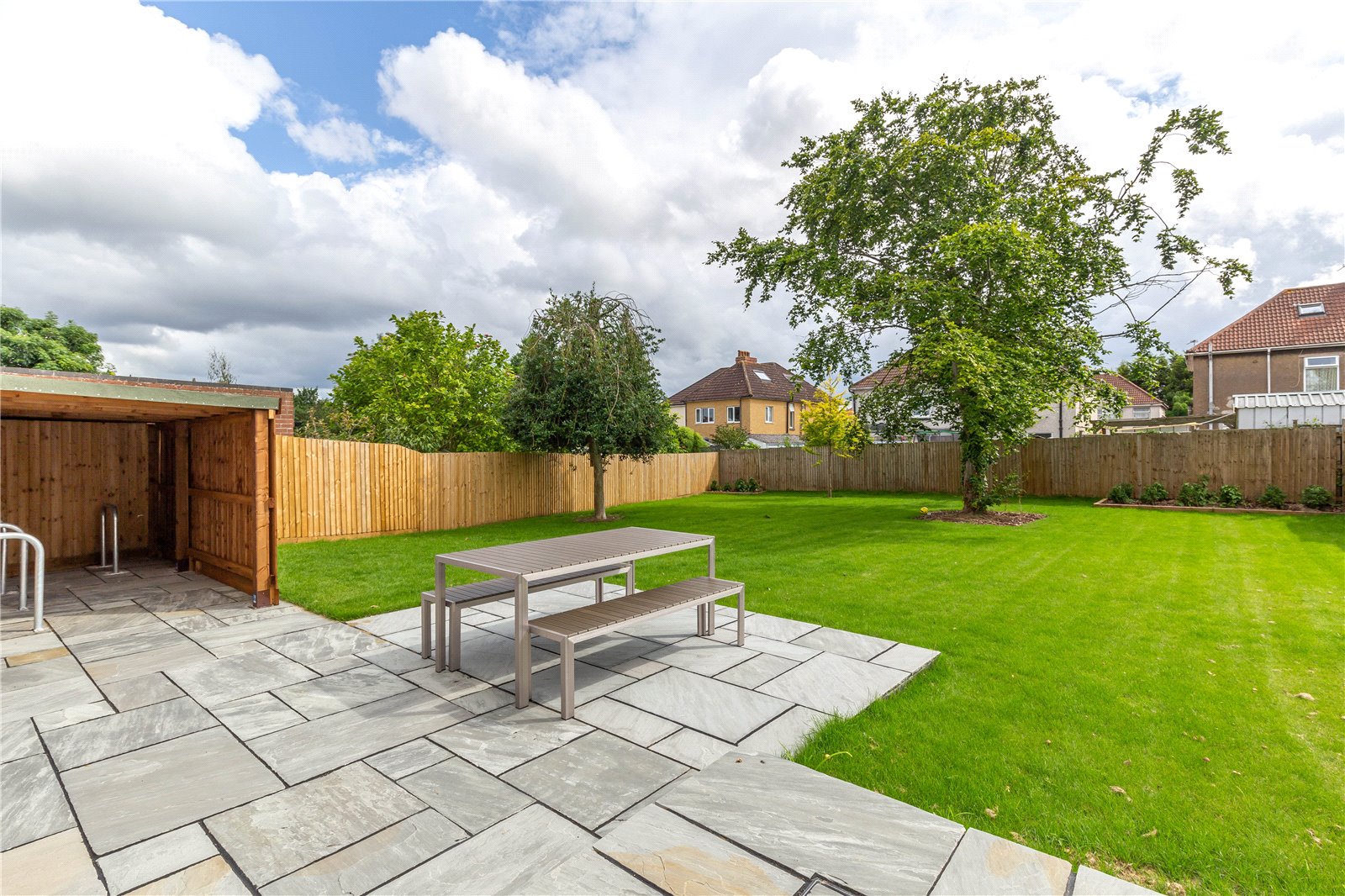 8 bedroom House to let in Bristol