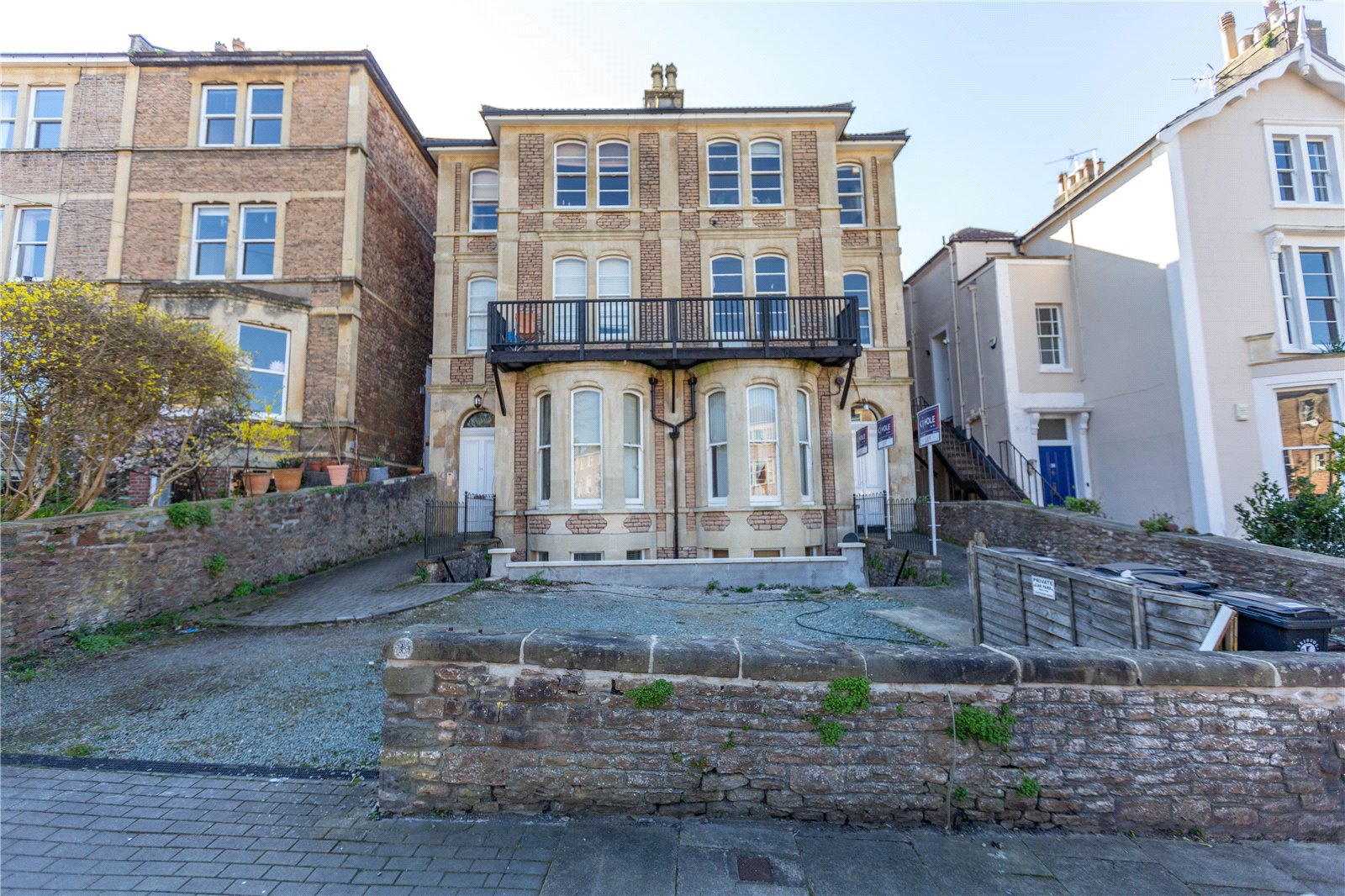 2 bedroom Flat to let in Clifton, Bristol