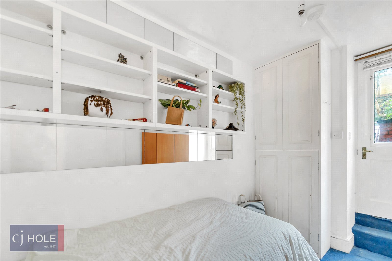 2 bedroom Flat to let in Clifton, Bristol