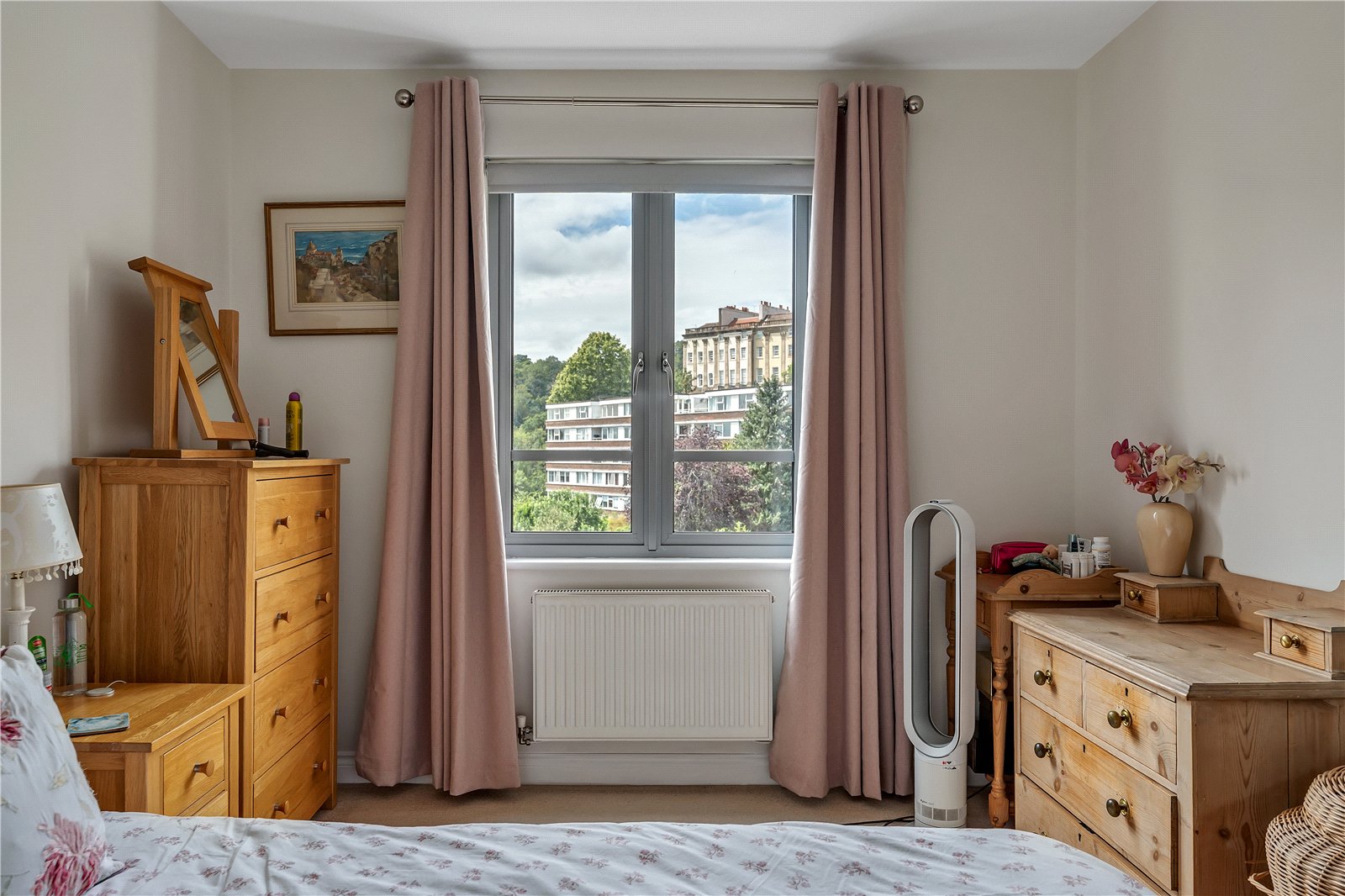 4 bedroom House to let in Clifton, Bristol